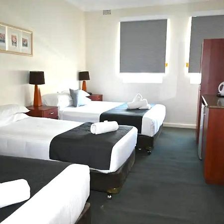 Knickerbocker Hotel Bathurst Extérieur photo