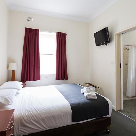 Knickerbocker Hotel Bathurst Extérieur photo