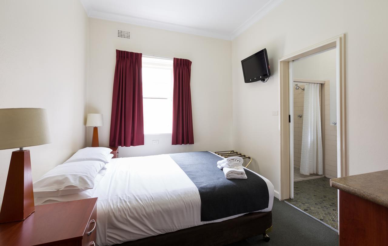 Knickerbocker Hotel Bathurst Extérieur photo